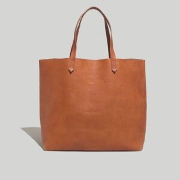Madewell Handbags - NWT Madewell The Transport Tote English Saddle Brown Leather